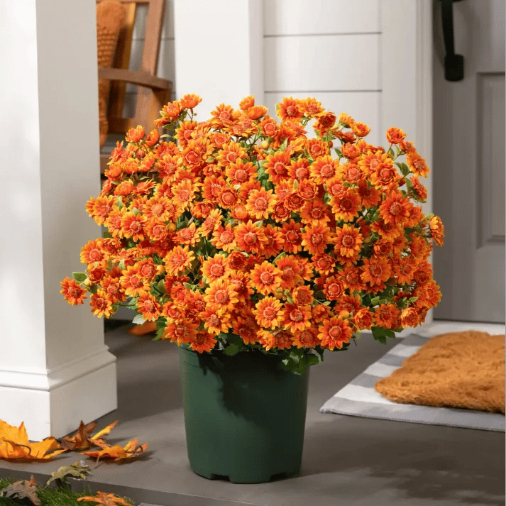 💥Siste dag! Kun 26 NOK per stk – Kunstige utendørsblomster “Sunset Mums” – UV-bestandige, vanntette og vindtette